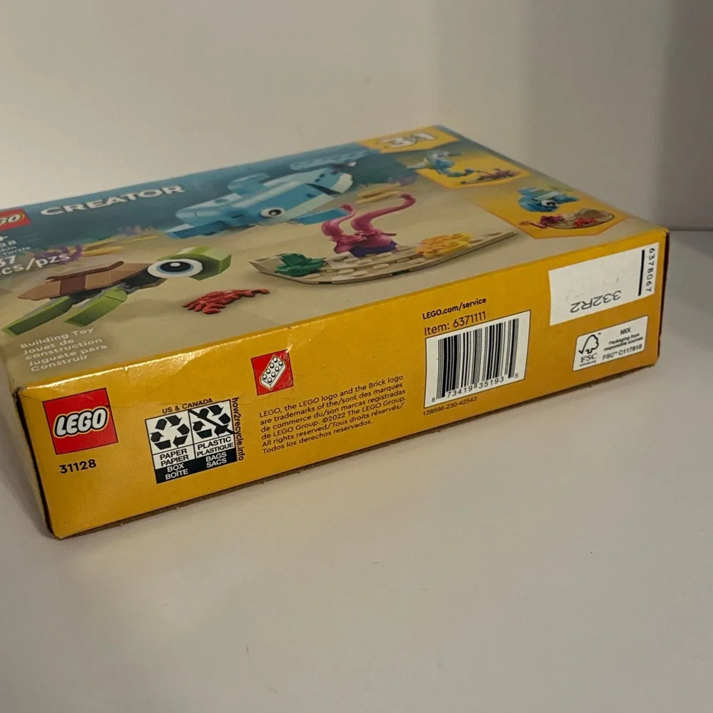 LEGO Creator 3-in-1 Dolphin and Turtle 31128